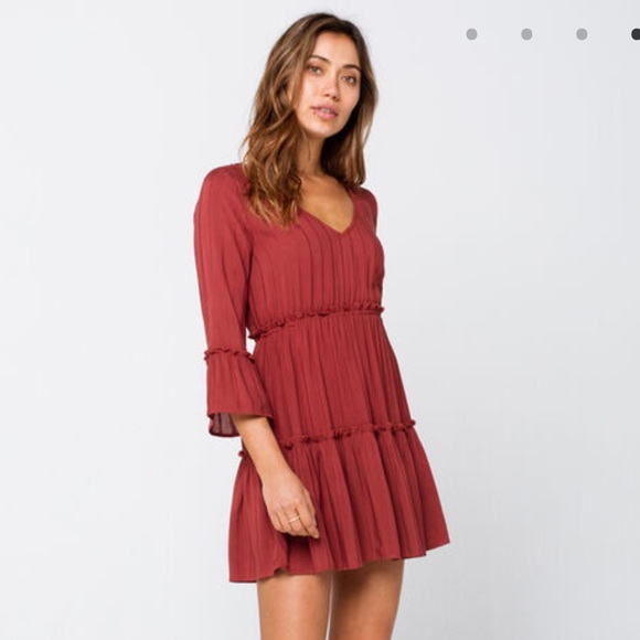 Tiered Dress - Picture 3 of 5